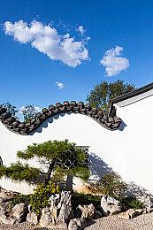 首次！我国深海重载作业采矿车海试水深突破4000米